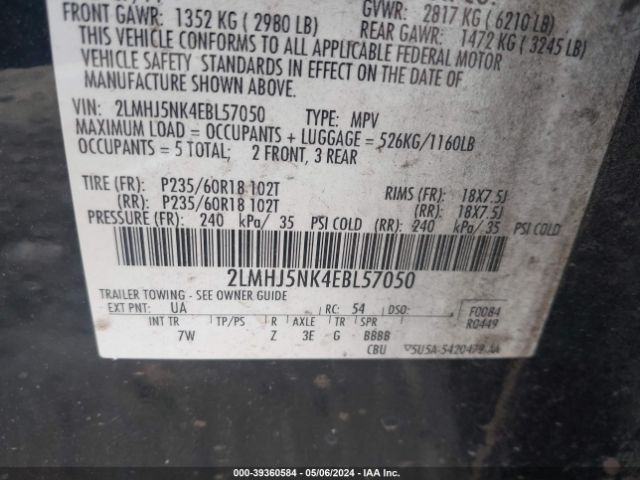 2LMHJ5NK4EBL57050 Lincoln Mkt Livery