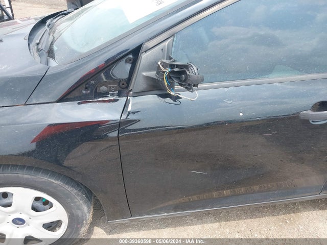 Ford FOCUS S 2018 1FADP3E26JL325699 Image 12