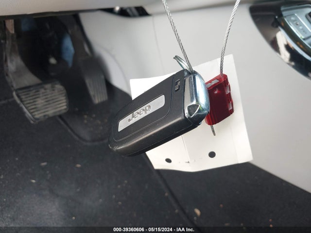 3C4NJCCB0LT247236 Jeep Compass Limited Fwd
