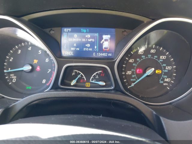 1FADP3F22EL252657 Ford FOCUS SE