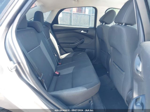 1FADP3F22EL252657 Ford FOCUS SE