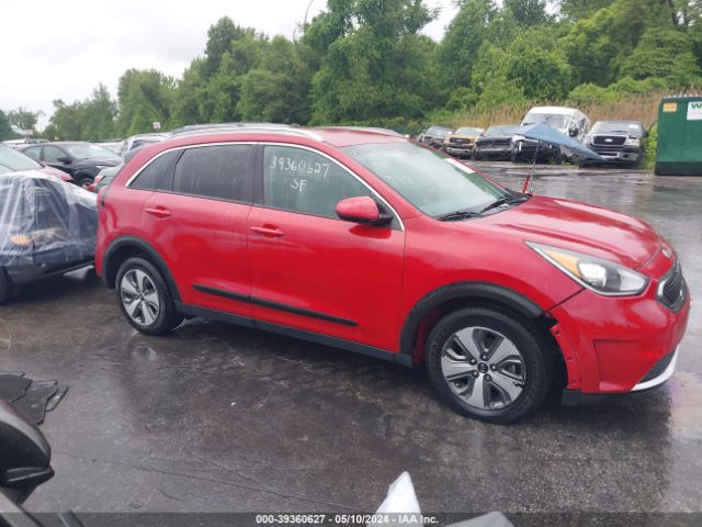 KNDCB3LC6J5176229 KIA NIRO LX
