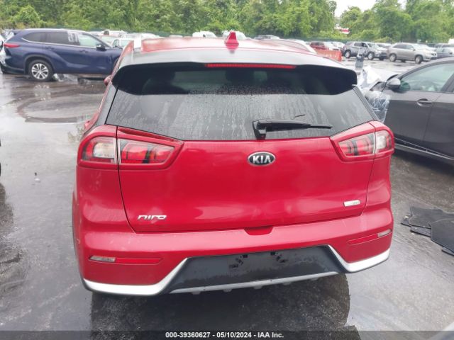 KNDCB3LC6J5176229 KIA NIRO LX