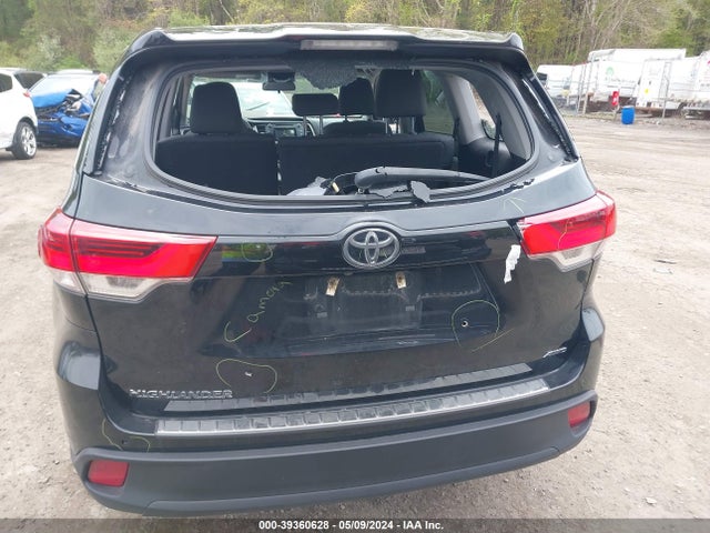 Toyota Highlander Le 2017 5TDBZRFH2HS384047 Image 16