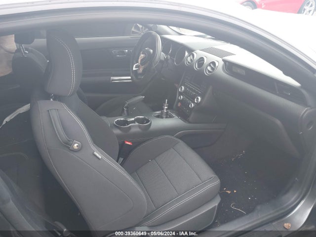 Ford Mustang V6 2016 1FA6P8AM8G5325763 Image 5