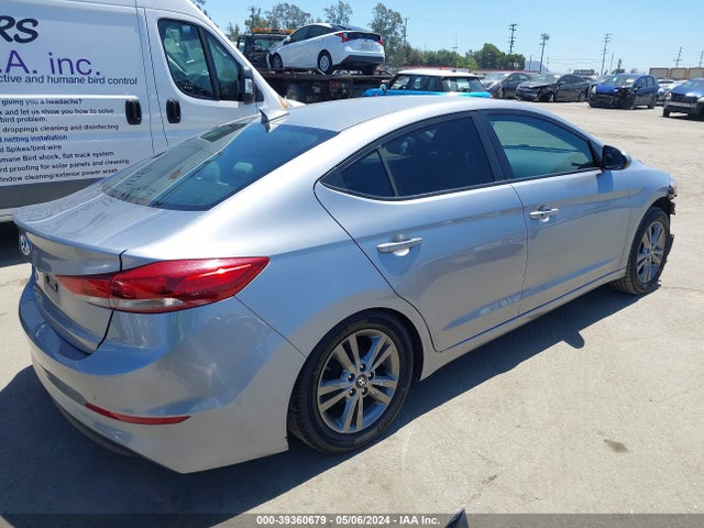 Hyundai ELANTRA SE 2017 5NPD84LF6HH082557 Image 4