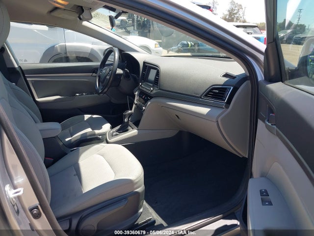 Hyundai ELANTRA SE 2017 5NPD84LF6HH082557 Image 5