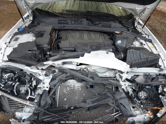 2013 JAGUAR XF SAJWA0E75D8S85039 Photo 9