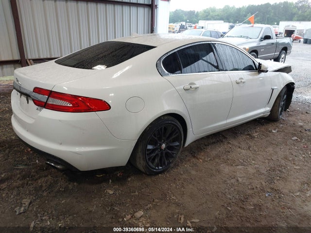 2013 JAGUAR XF SAJWA0E75D8S85039 Photo 3
