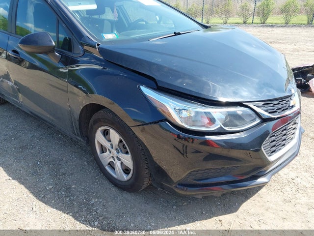 Chevrolet Cruze Ls Auto 2018 1G1BC5SMXJ7210412 Image 12