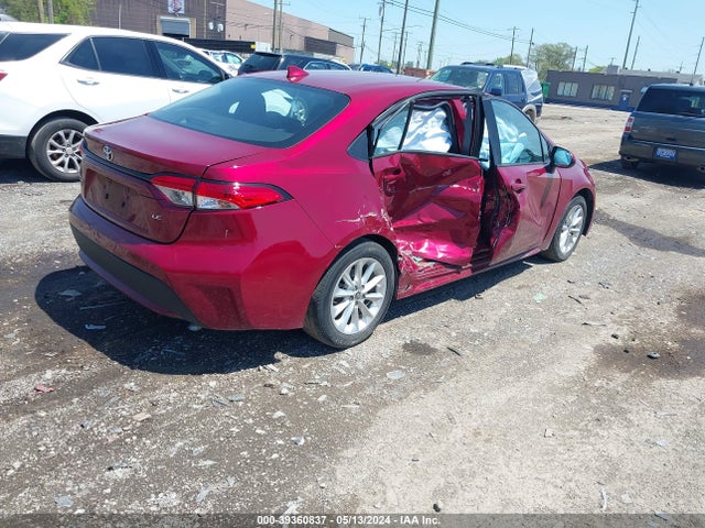 Toyota COROLLA LE 2022 5YFHPMAE2NP327884 Image 4