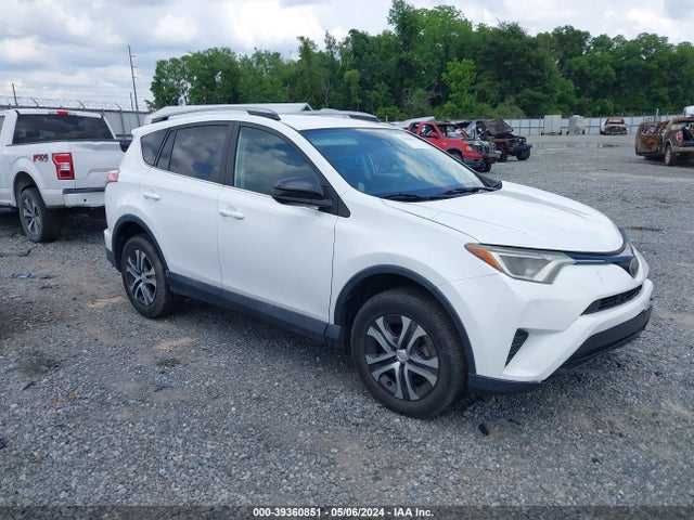 Toyota RAV4 LE 2017 2T3ZFREV3HW350633 Image 1