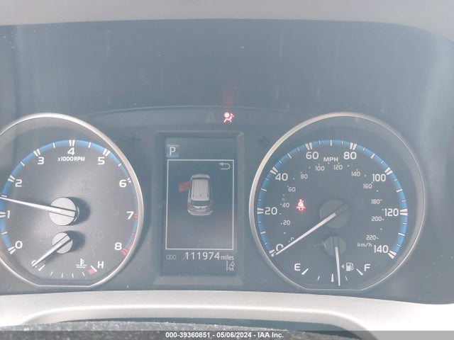Toyota RAV4 LE 2017 2T3ZFREV3HW350633 Image 7