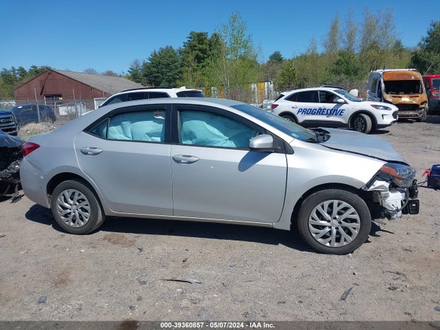 Toyota COROLLA LE 2018 2T1BURHE6JC010959 Image 14