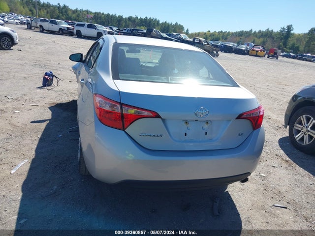 Toyota COROLLA LE 2018 2T1BURHE6JC010959 Image 17
