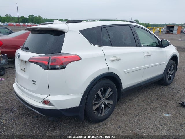 Toyota Rav4 Xle 2017 JTMRFREV0HJ174400 Image 4