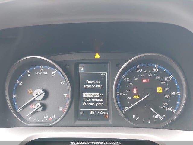 Toyota Rav4 Xle 2017 JTMRFREV0HJ174400 Image 7