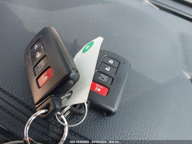 Toyota Highlander Xle 2018 5TDJZRFH1JS557994 Image 11