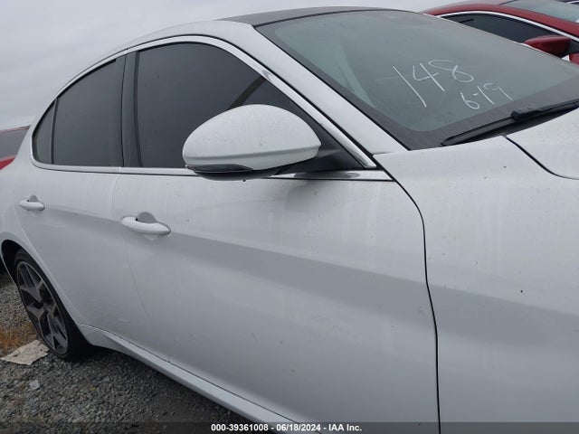 ZARFAMBN6M7647254 Alfa Romeo Giulia Ti Rwd