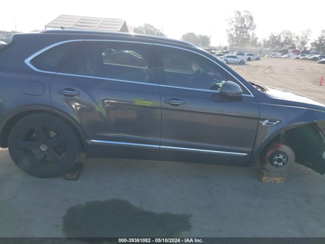 SJAAM2ZV7KC024222 Bentley Bentayga V8