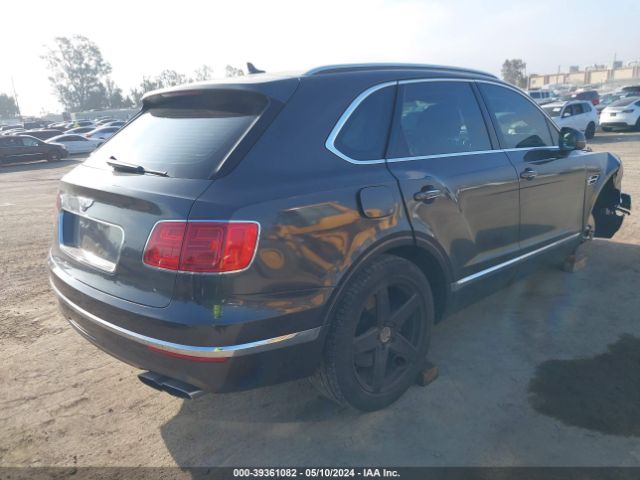 2019 BENTLEY BENTAYGA SJAAM2ZV7KC024222 Photo 3