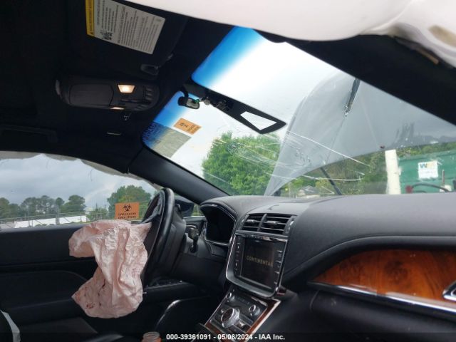 1LN6L9TK8H5629390 Lincoln Continental Select