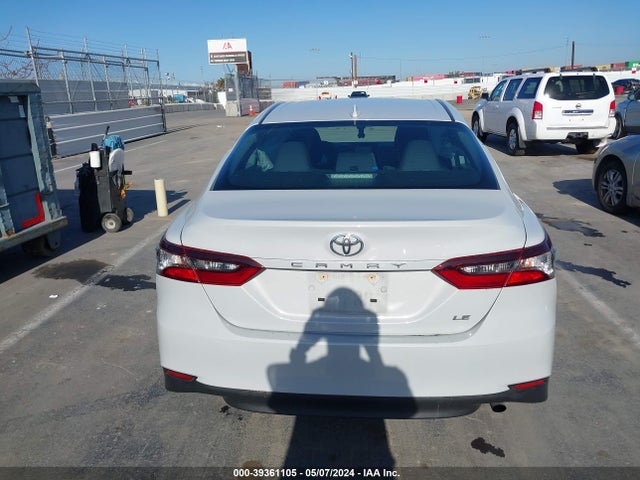 Toyota CAMRY LE 2022 4T1C11AK0NU014394 Image 16