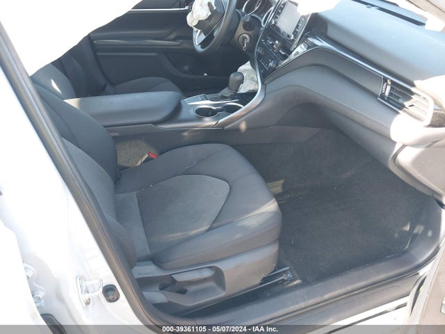 Toyota CAMRY LE 2022 4T1C11AK0NU014394 Image 5