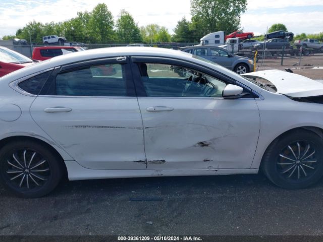 1C3CCCCB4GN118962 Chrysler 200 C