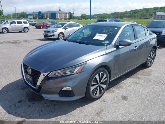 1N4BL4DW6NN357902 Nissan Altima Sv Intelligent Awd