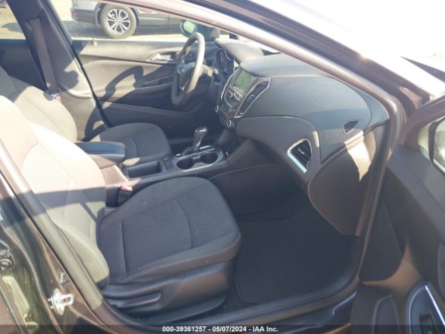 1G1BE5SM5H7246304 Chevrolet Cruze Lt Auto
