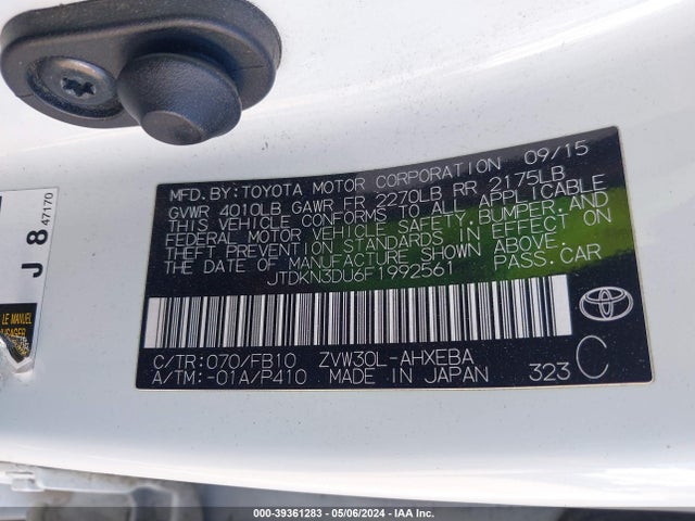 Toyota Prius Two 2015 JTDKN3DU6F1992561 Image 9