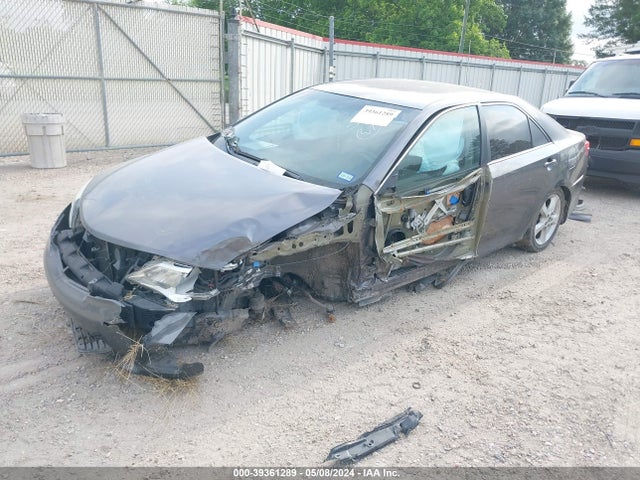 Toyota CAMRY LE 2014 4T1BF1FK0EU457358 Image 2