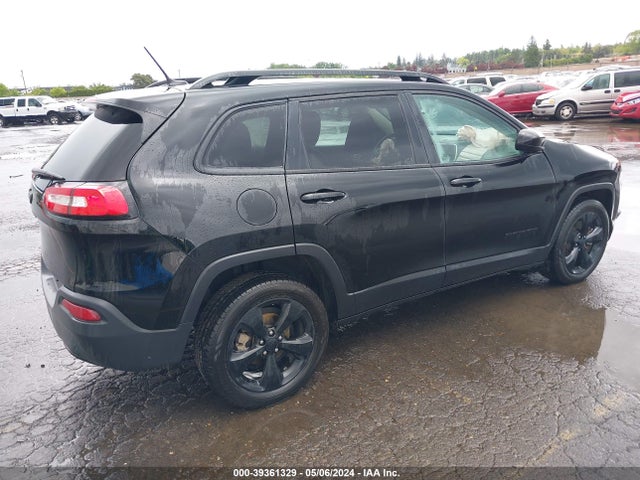 1C4PJLCB7JD568430 Jeep Cherokee Latitude Fwd