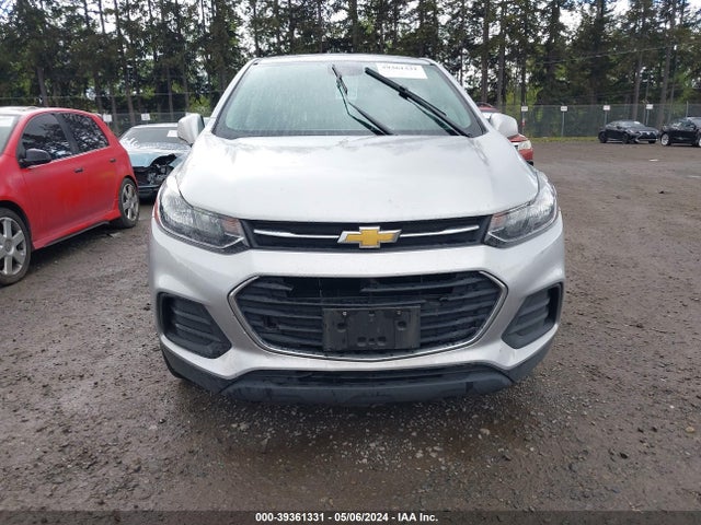 Chevrolet TRAX LS 2019 3GNCJNSB1KL228625 Image 12