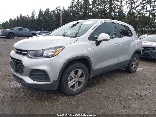 Chevrolet TRAX LS 2019 3GNCJNSB1KL228625 Image 2