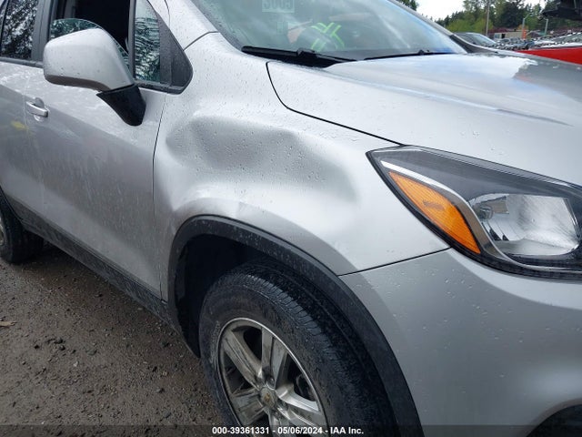 Chevrolet TRAX LS 2019 3GNCJNSB1KL228625 Image 6