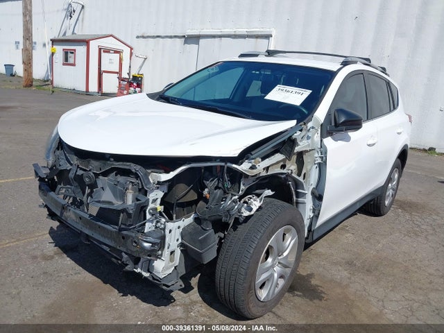 Toyota RAV4 LE 2014 2T3ZFREV9EW088886 Image 2