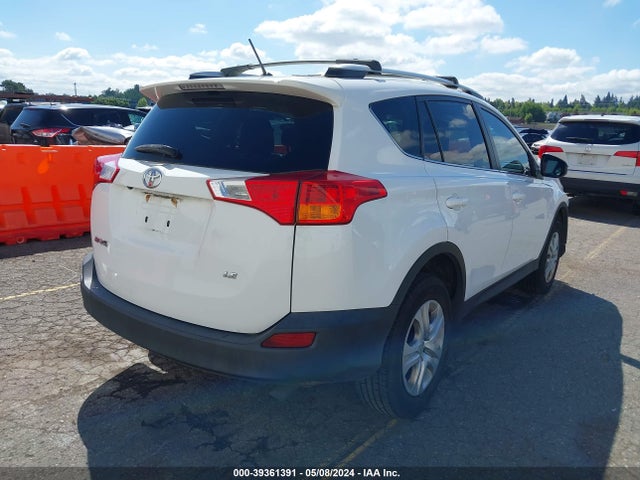 Toyota RAV4 LE 2014 2T3ZFREV9EW088886 Image 4
