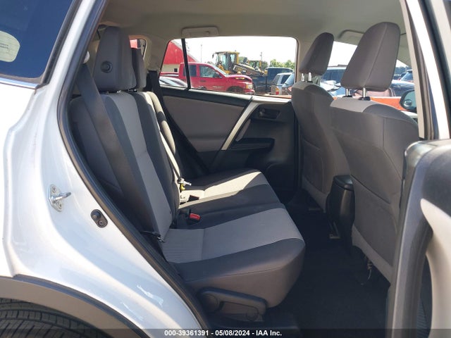 Toyota RAV4 LE 2014 2T3ZFREV9EW088886 Image 8