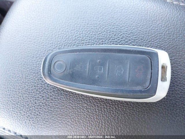 Ford Escape Titanium 2017 1FMCU9J91HUE13161 Image 11