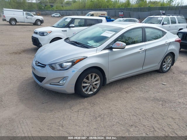 Hyundai ELANTRA SE 2015 KMHDH4AE0FU232218 Image 2