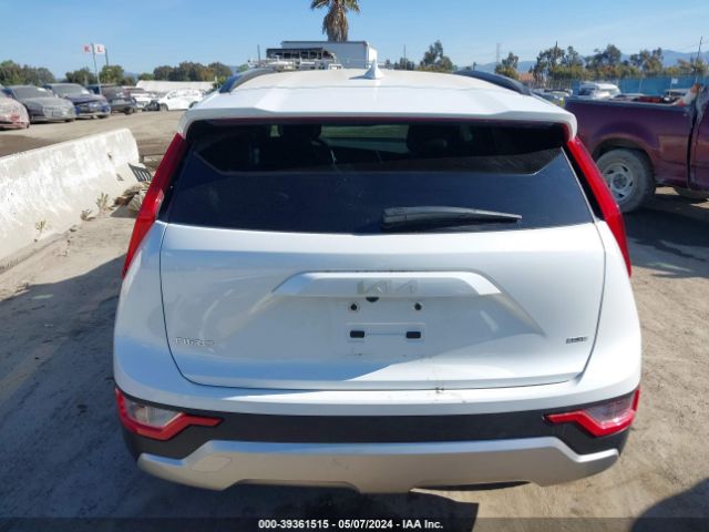 KNDCP3LE4P5110533 KIA NIRO LX