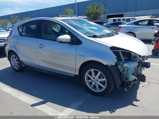 Toyota Prius C Four/one/three/two 2017 JTDKDTB33H1592697 main image