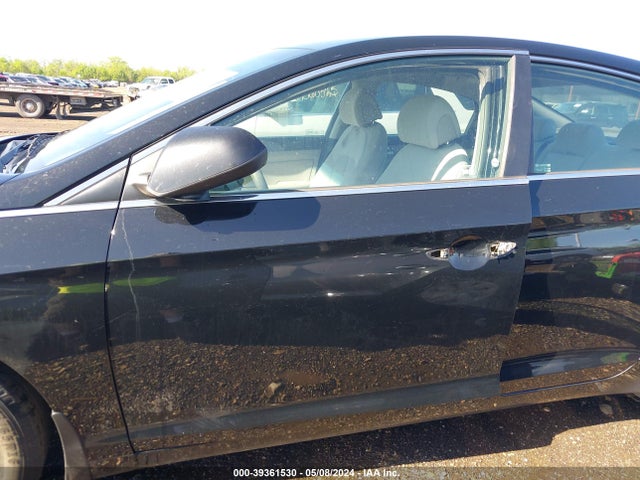 Hyundai SONATA SE 2015 5NPE24AF8FH158267 Image 6