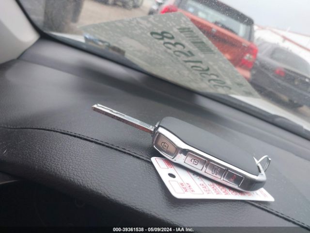3KPF24AD6KE105049 KIA Forte Lxs