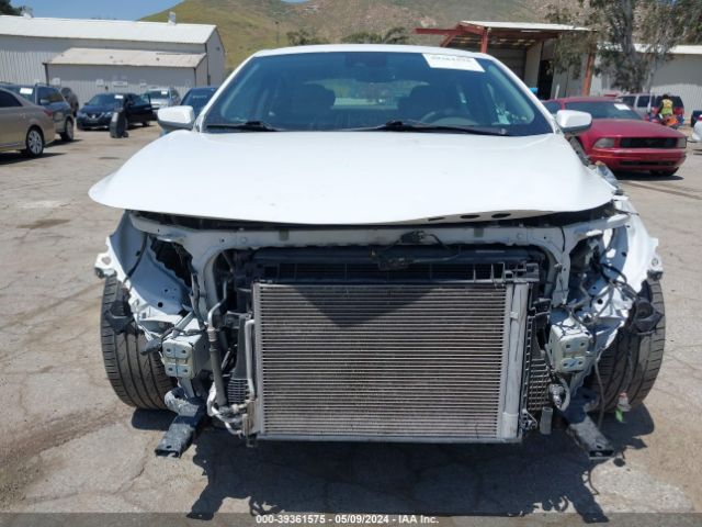 1G1ZD5ST0JF197453 Chevrolet MALIBU LT