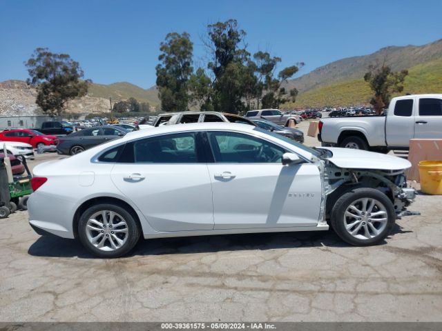 1G1ZD5ST0JF197453 Chevrolet MALIBU LT