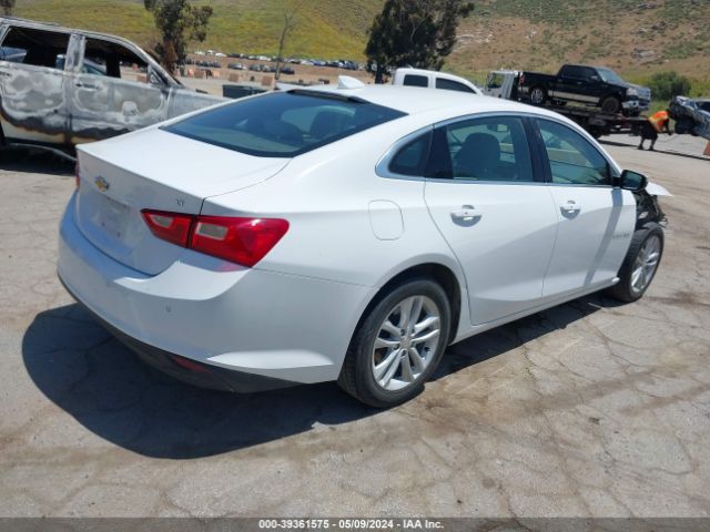 1G1ZD5ST0JF197453 Chevrolet MALIBU LT