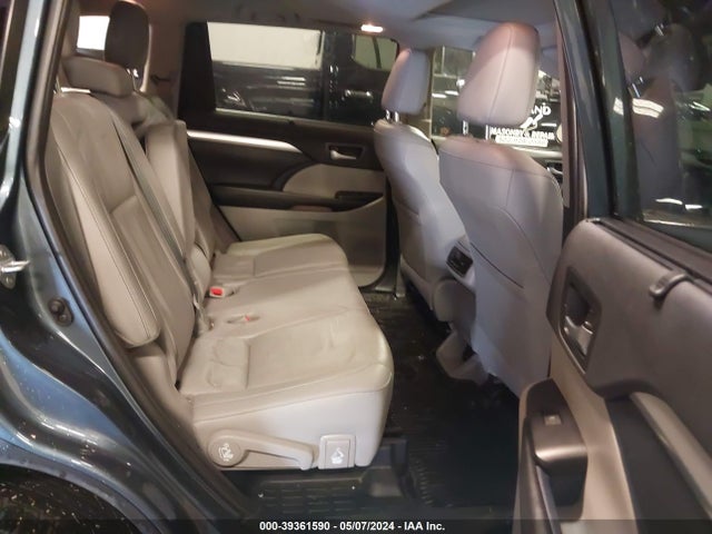 Toyota Highlander Xle 2019 5TDJZRFH1KS746453 Image 8